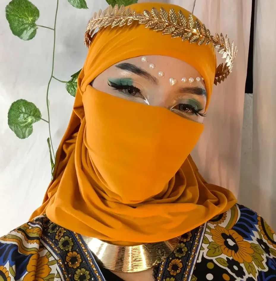 Fabienne, 28