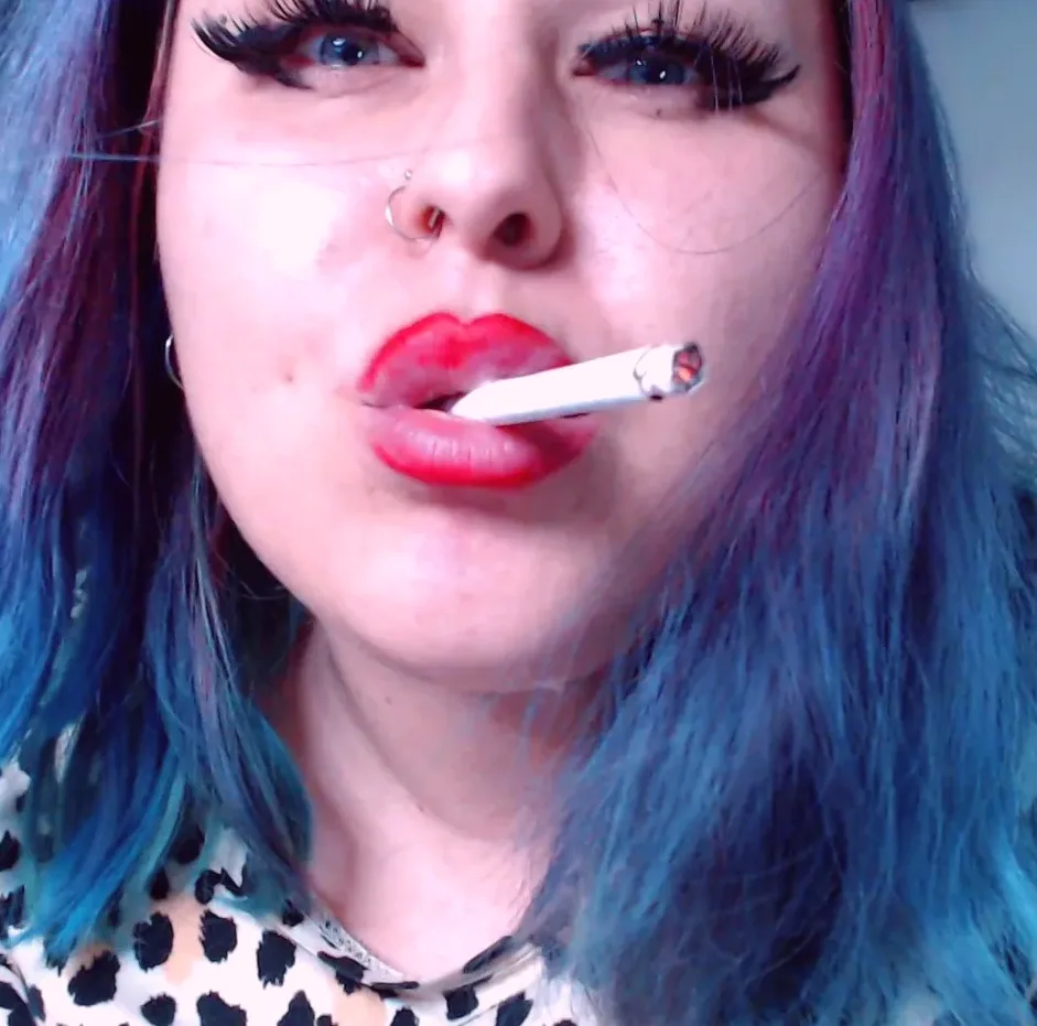 Laura, 35