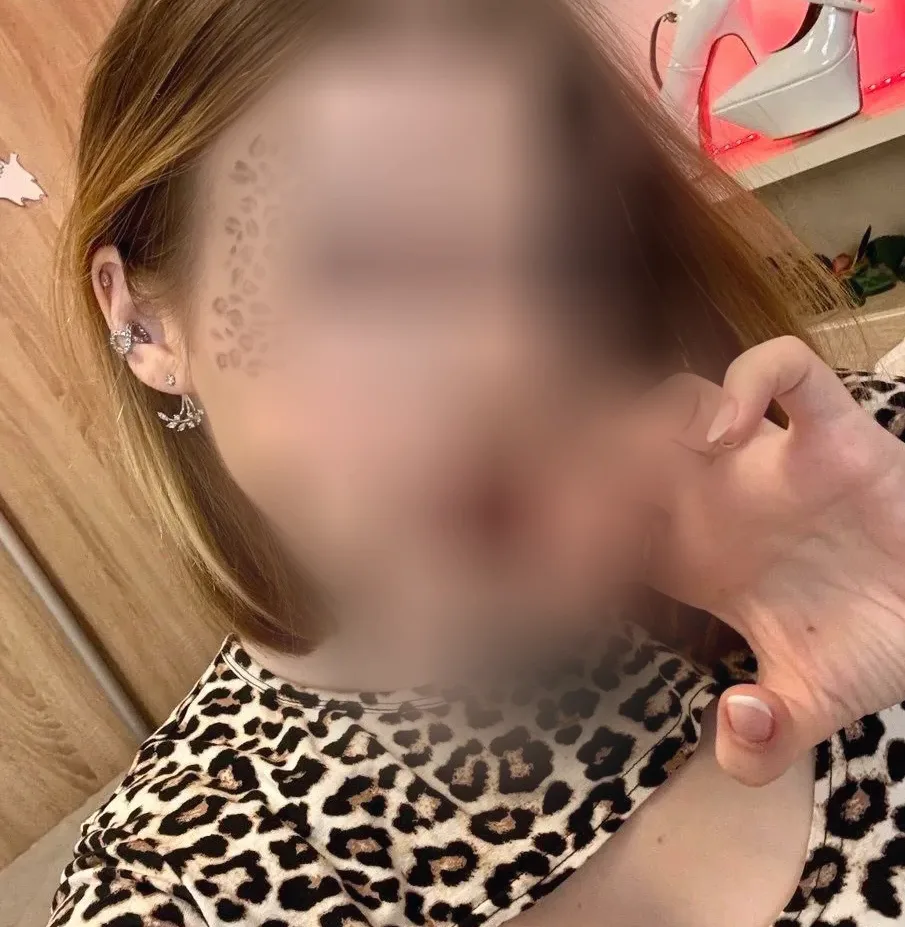 Luisa, 22