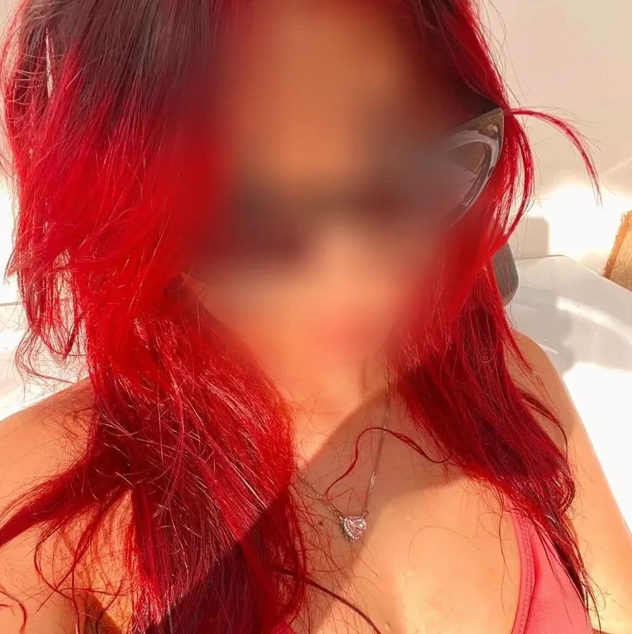 Sophia, 19