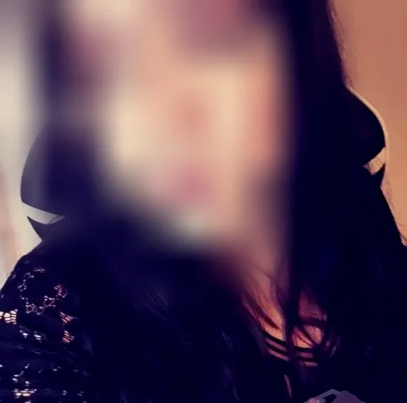 Stefanie, 28